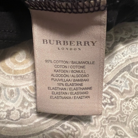 Burberry long sleeve top. Size M and great condition. Classic & comfortable! - Picture 5 of 6